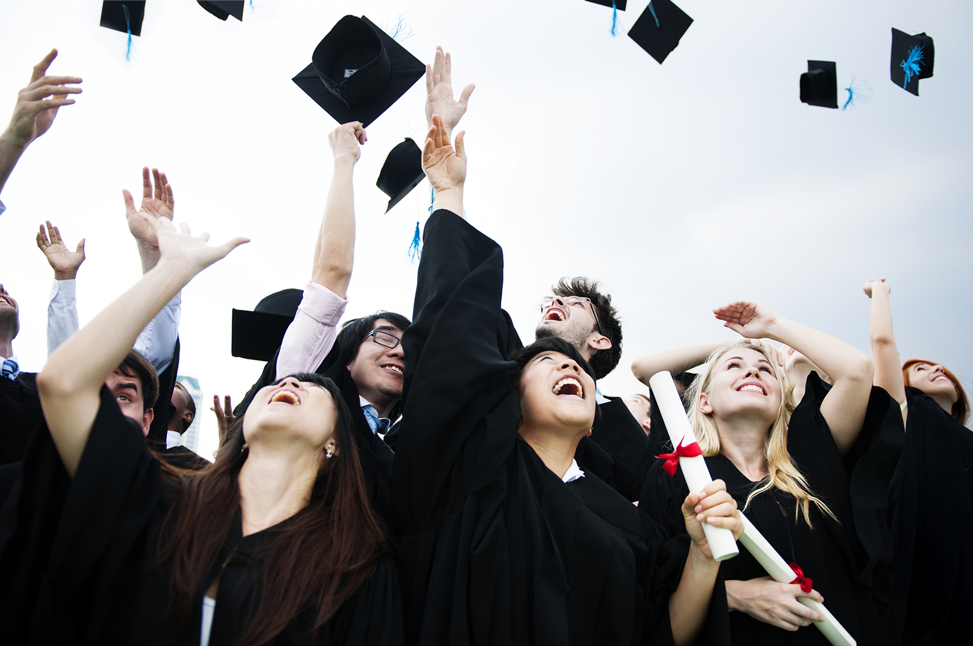 6 Creative Graduation Thank You Favors Your Guests Will Love